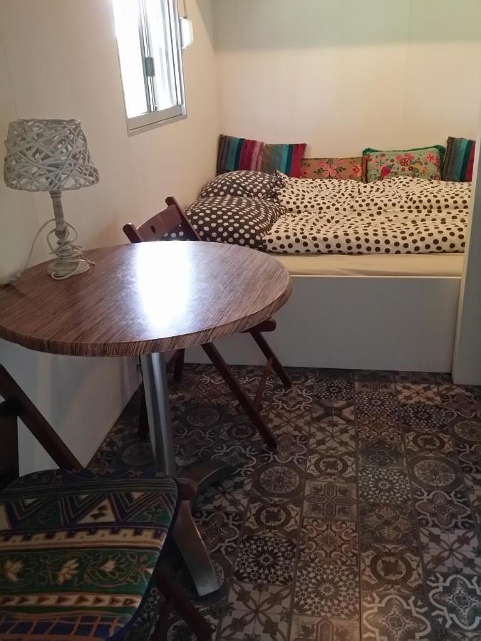 Tinyhouse Natuurhuisje Met Veranda Bij De Molen Tussen Alkmaar En Hoorn Apartamento Oterleek